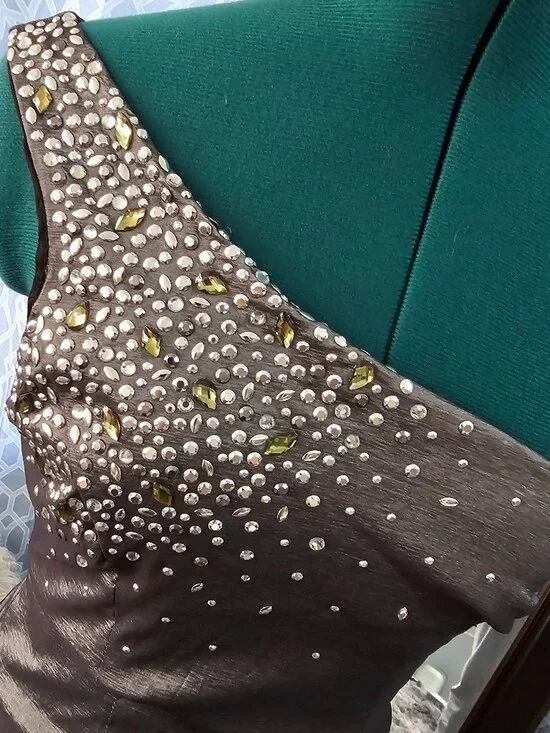 Cache Metallic One‑Shoulder Ruched Cocktail Dress – Size 6 - Picture 5 of 7